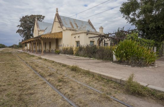 Estacion De Tren- San Jose De Las Salinas